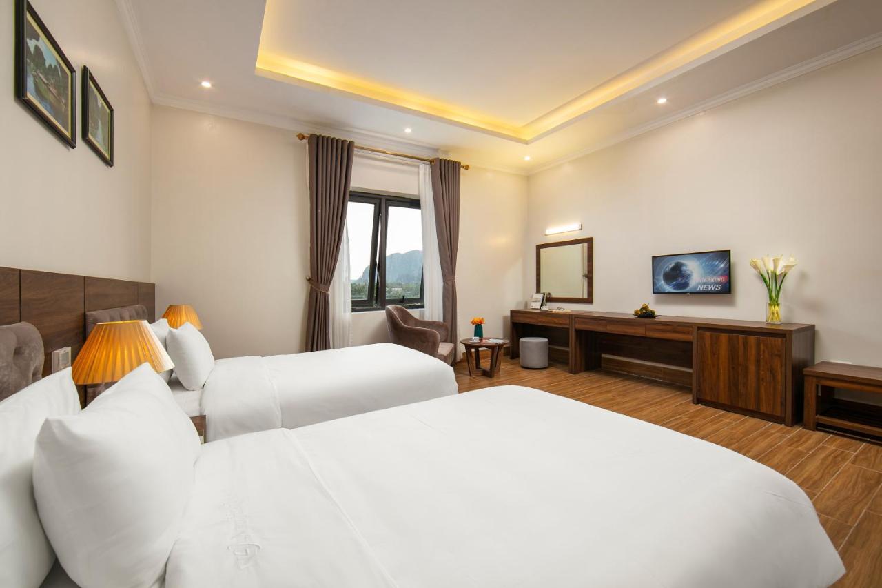 Nam Hoa Hotel Ніньбінь Екстер'єр фото
